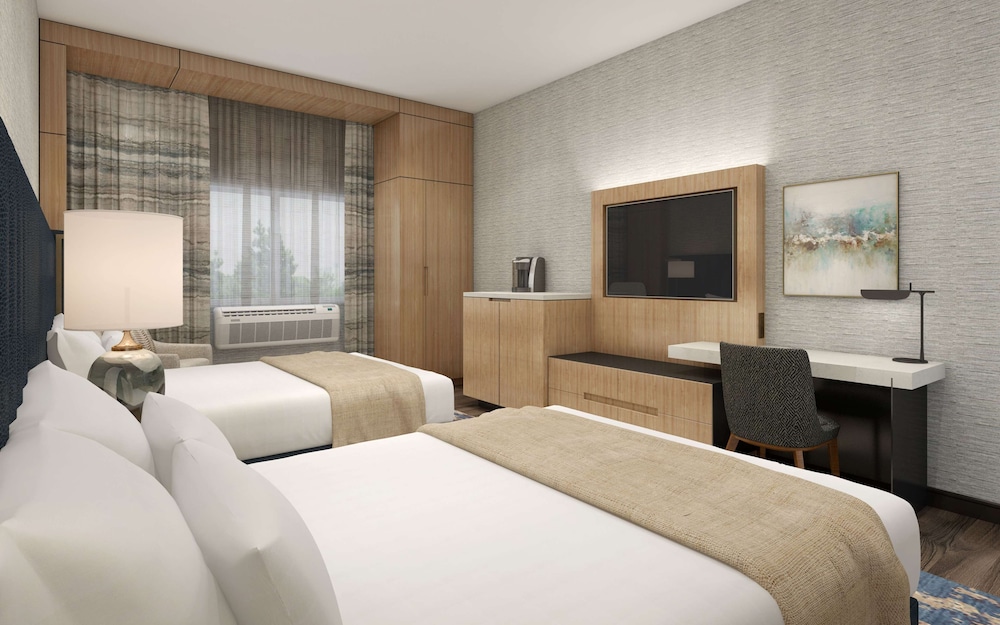 Room, 2 Queen Beds - Photo 1
