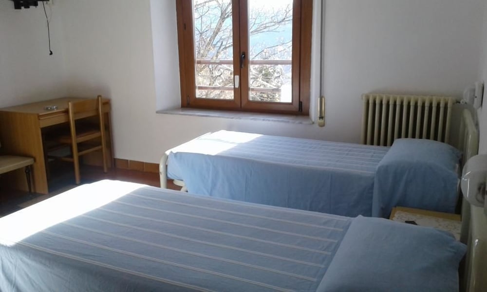 Double or Twin Room, 2 Twin Beds, Non Smoking photo 1