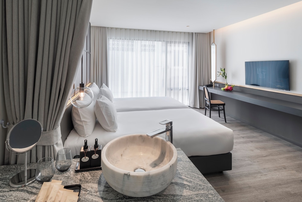 Deluxe Double or Twin Room photo 1