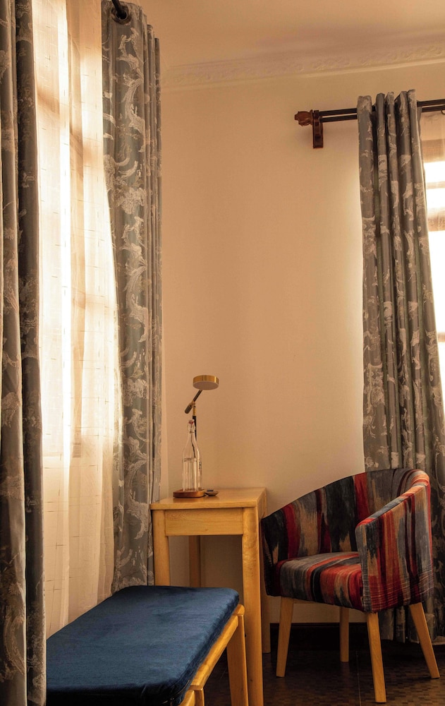 Suite, Garden View