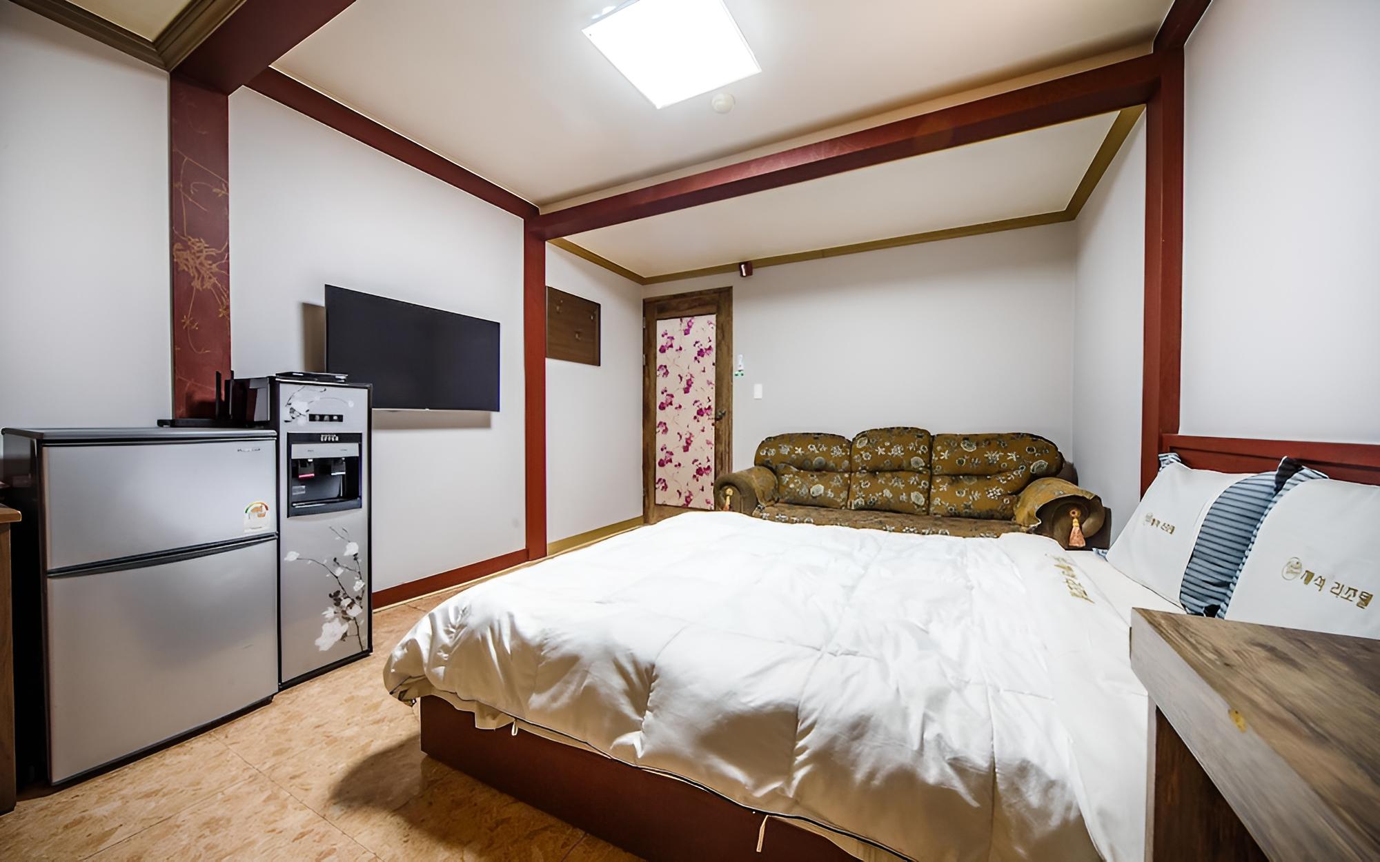 Room (Business room) - Photo 6