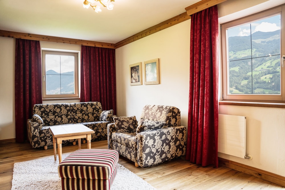 Suite (Zirbe) photo 2