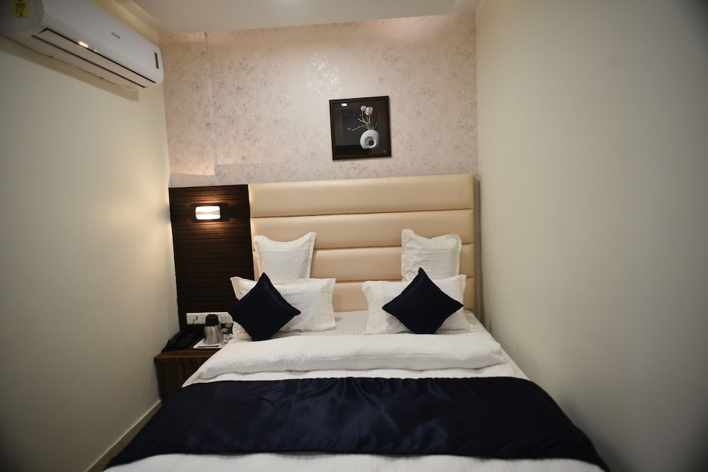 Executive Room - Photo 2