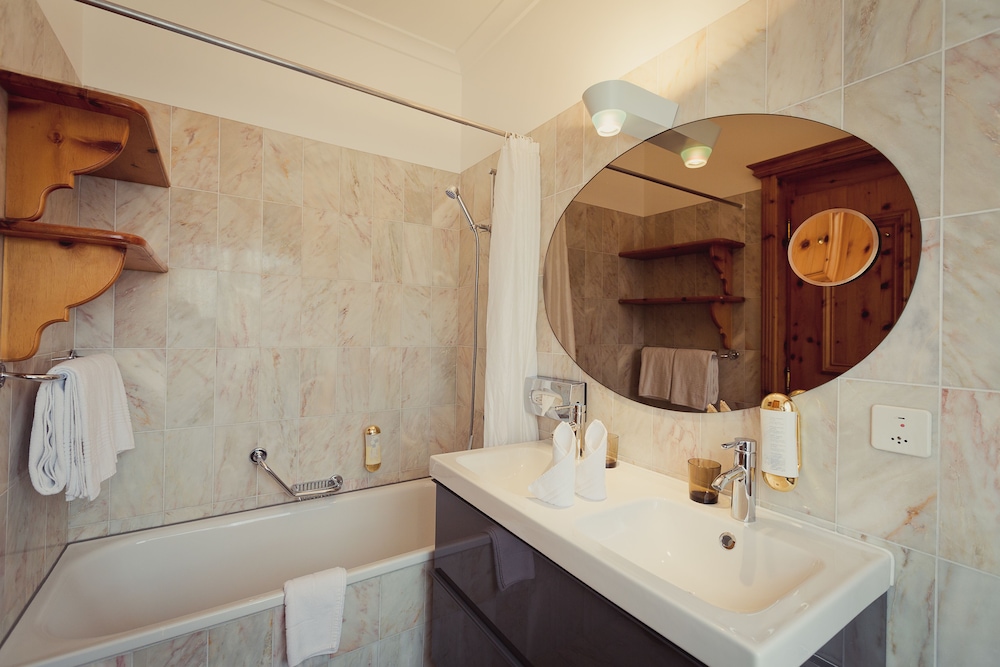 Deluxe Double Room, 1 King Bed