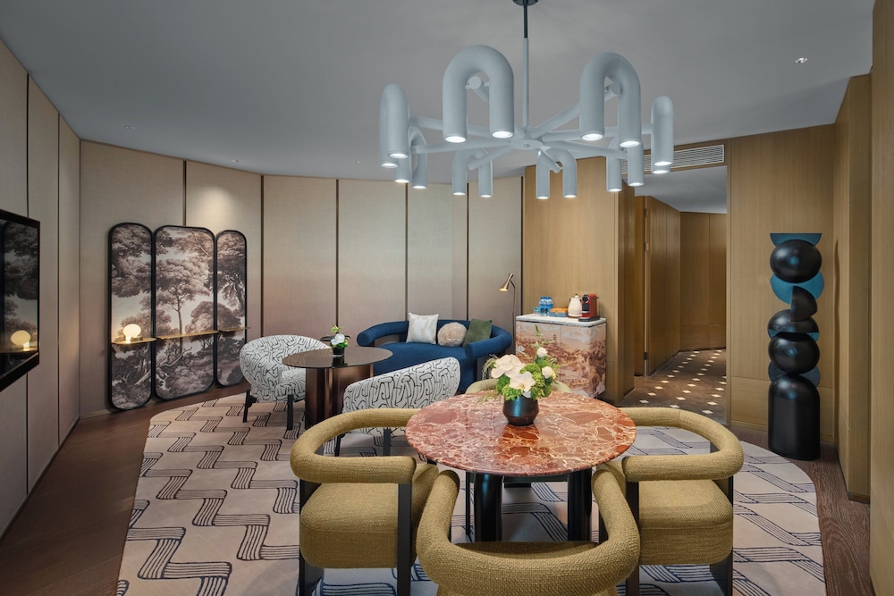 Suite, 1 Bedroom (Dining Areas) photo 2