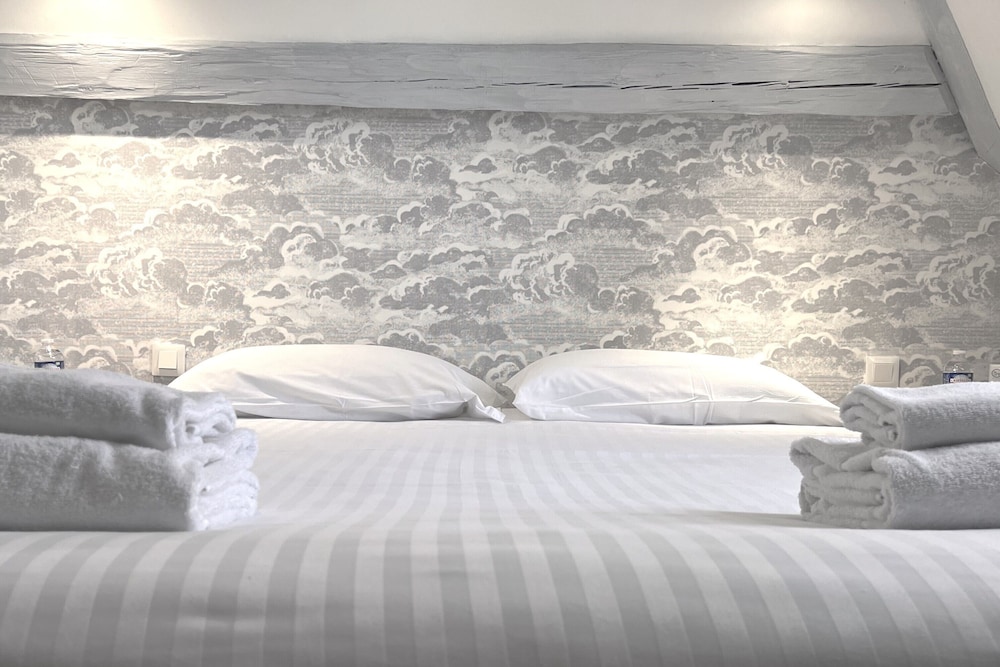 Classic Double Room, 1 Double Bed photo 2