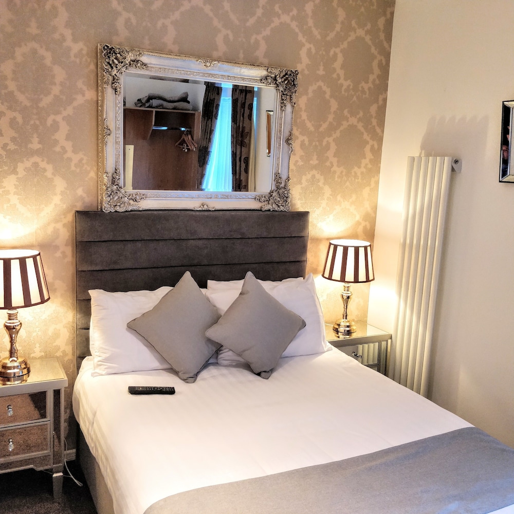 Standard Double Room, Ensuite photo 2