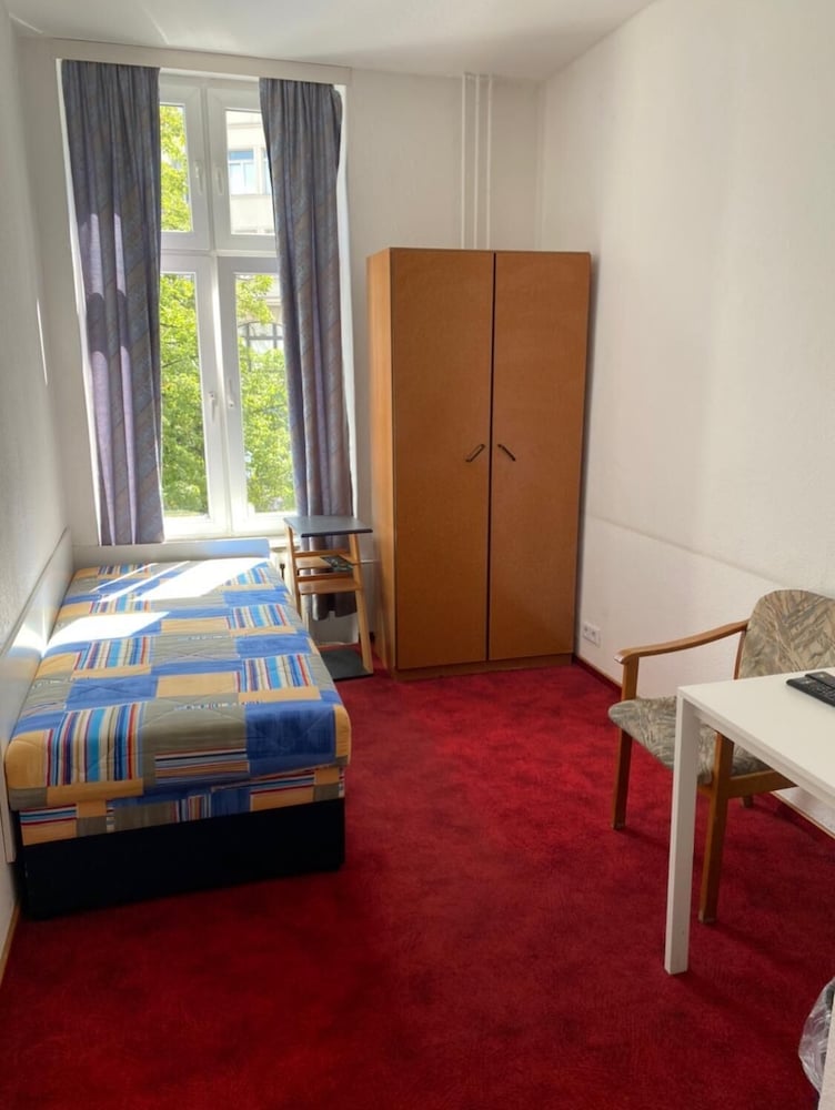 Economy Single Room photo 3