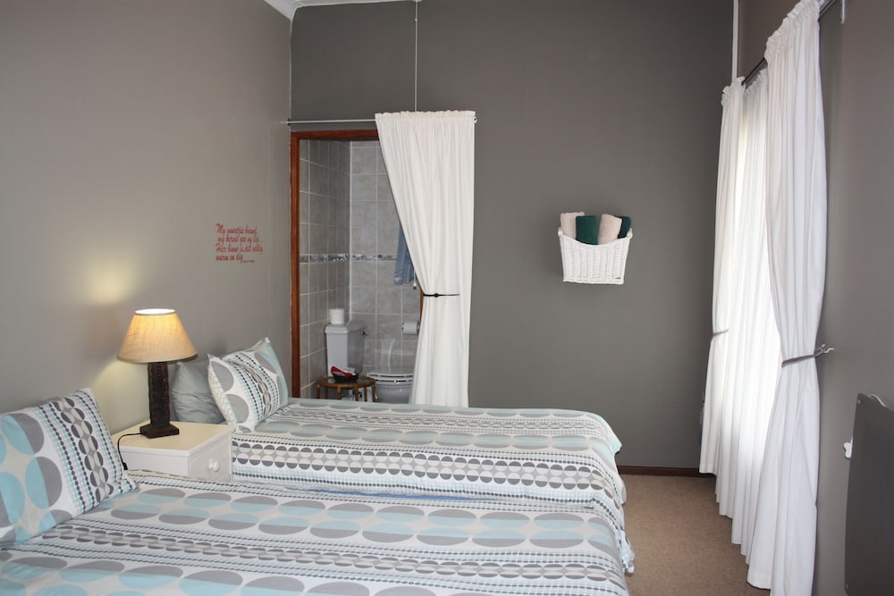 Mini apartment with two bedrooms photo 3