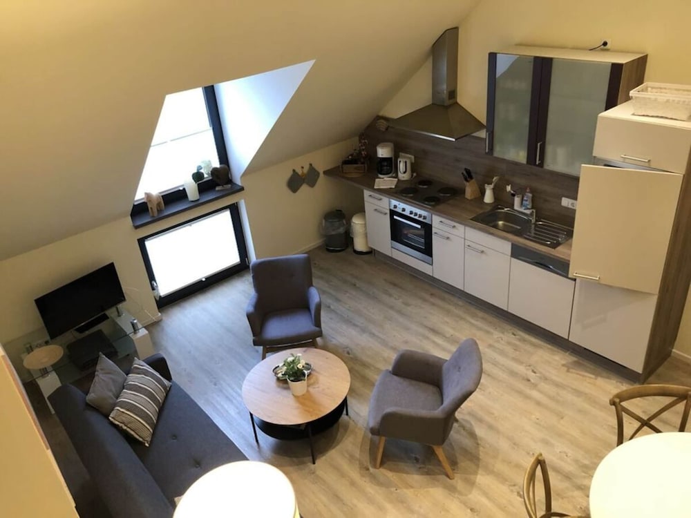 Apartment photo 3