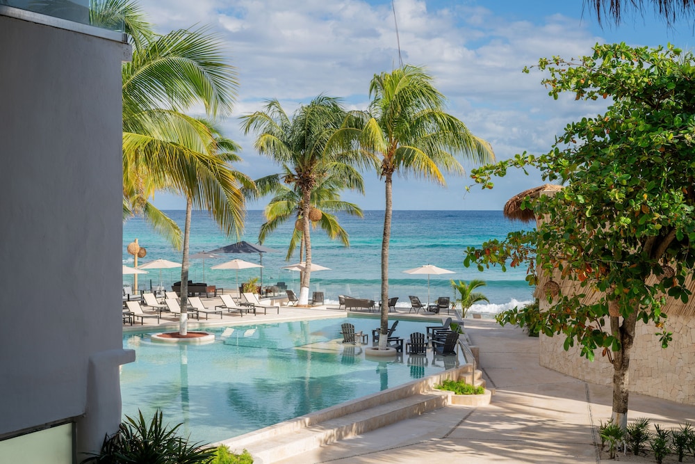 Oceanview Room - Photo 2