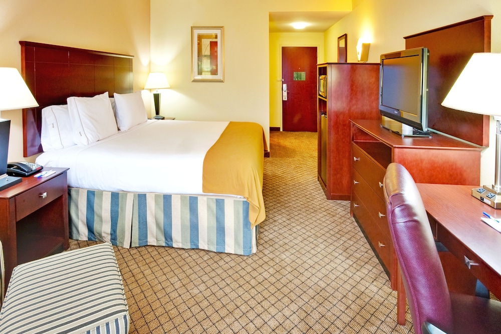 Standard Room, 1 King Bed - Photo 2