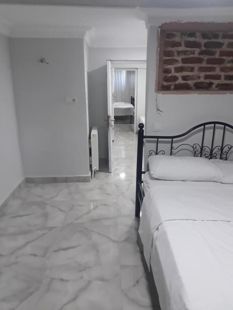 Comfort Apartment photo 2