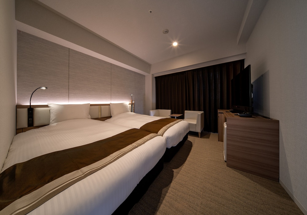 Basic Twin Room, Non Smoking (ANNEX, Check in at Main building) - Photo 2