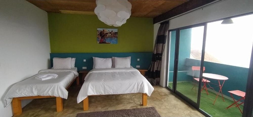 Deluxe Triple Room photo 3