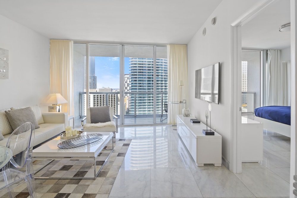 Premier Apartment photo 1