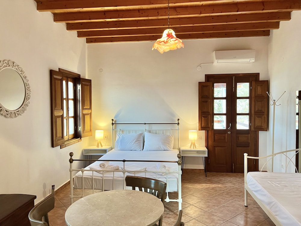 Studio Suite, Sea View, Corner photo 2