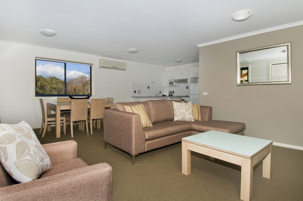 1 Bedroom Apartment Ocean View - Photo 6