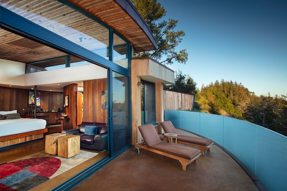Peak House photo 3
