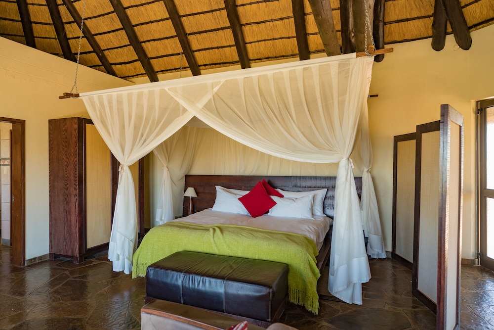 Luxury Double or Twin Room photo 2