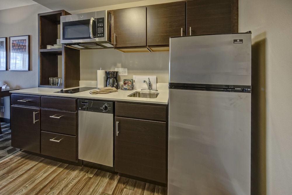 Suite, 1 Bedroom photo 3