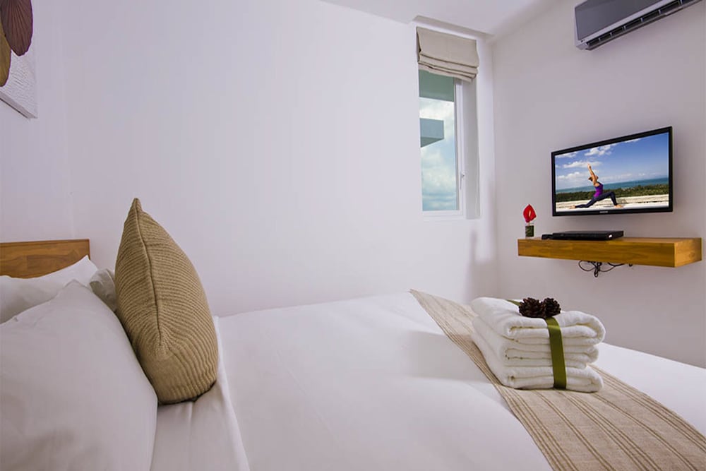 Room, 2 Bedrooms, Ocean View - Photo 9