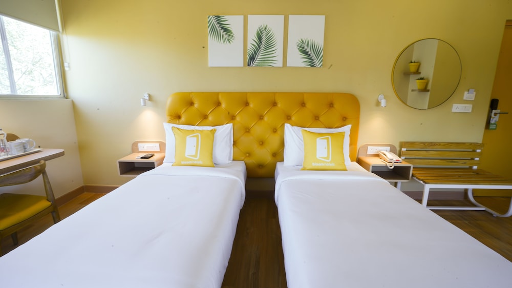 Standard Twin Room - Photo 6