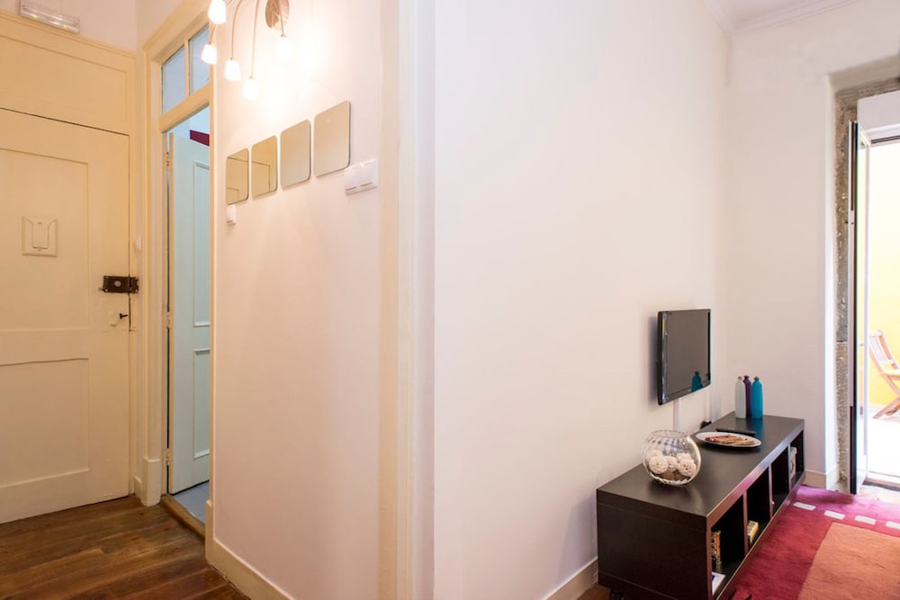Apartment, 2 Bedrooms, Terrace photo 2