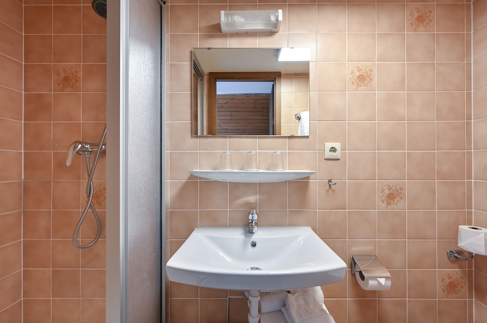 Triple Room, Balcony - Photo 2