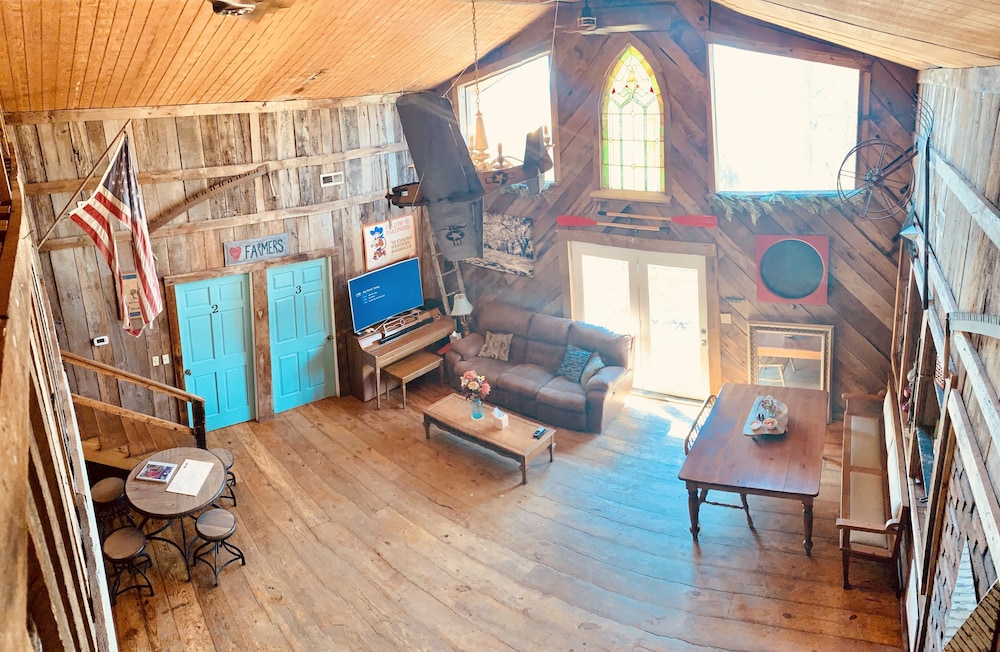 Traditional Suite, 2 Bedrooms, Mountain View photo 2