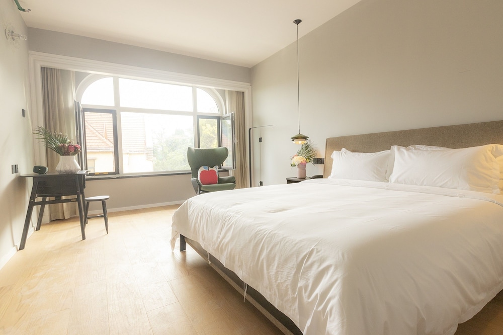Garden View Kingbed Room photo 3