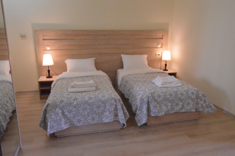 Superior Twin Room photo 2