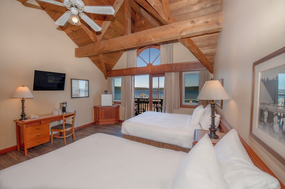 Standard Room, 2 Queen Beds, Non Smoking, Ocean View - Photo 3