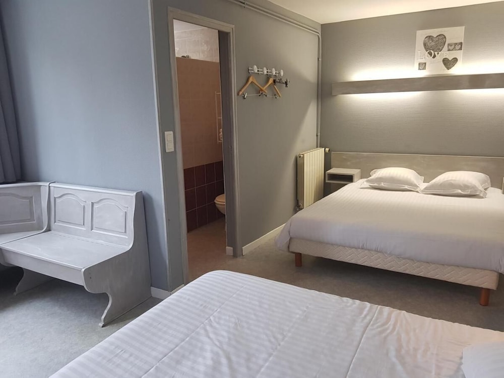 Family Room, 2 Queen Beds, Ground Floor