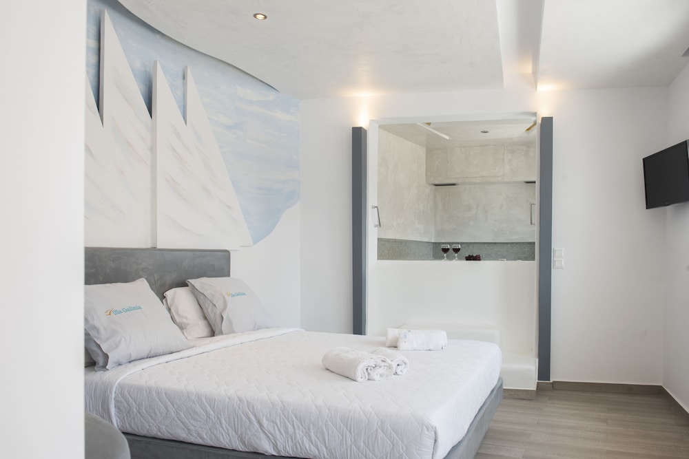 Deluxe Room, Hot Tub