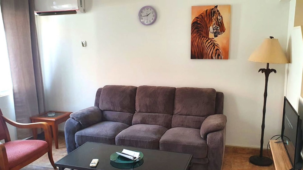 Duplex, 1 Queen Bed with Sofa bed photo 3