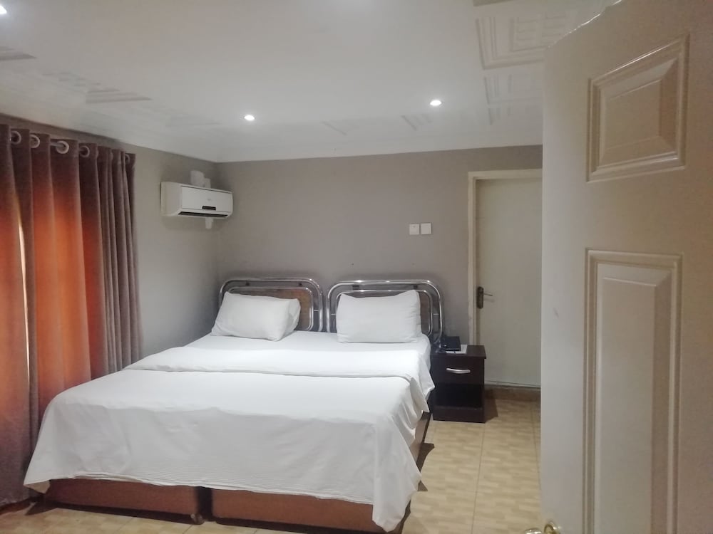 Family Suite photo 2