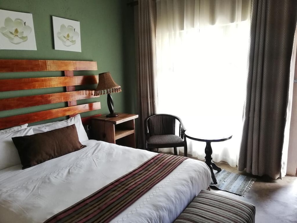 Deluxe Double Room - Photo 8