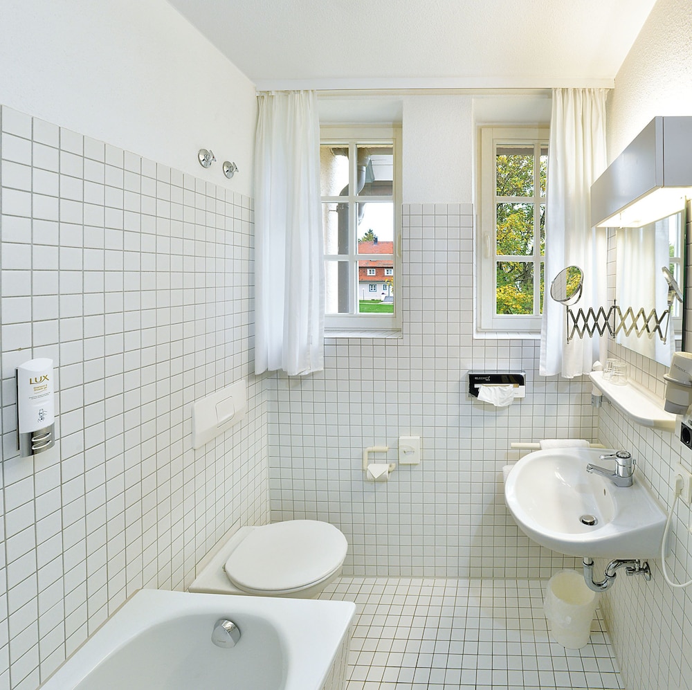 Single Room photo 3