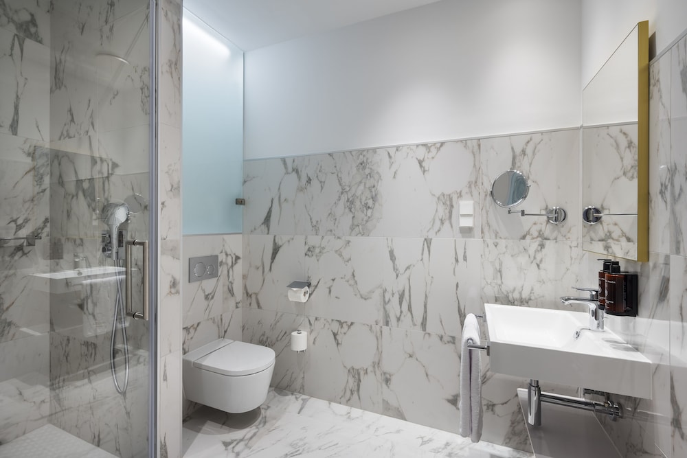Classic Double or Twin Room - Photo 4