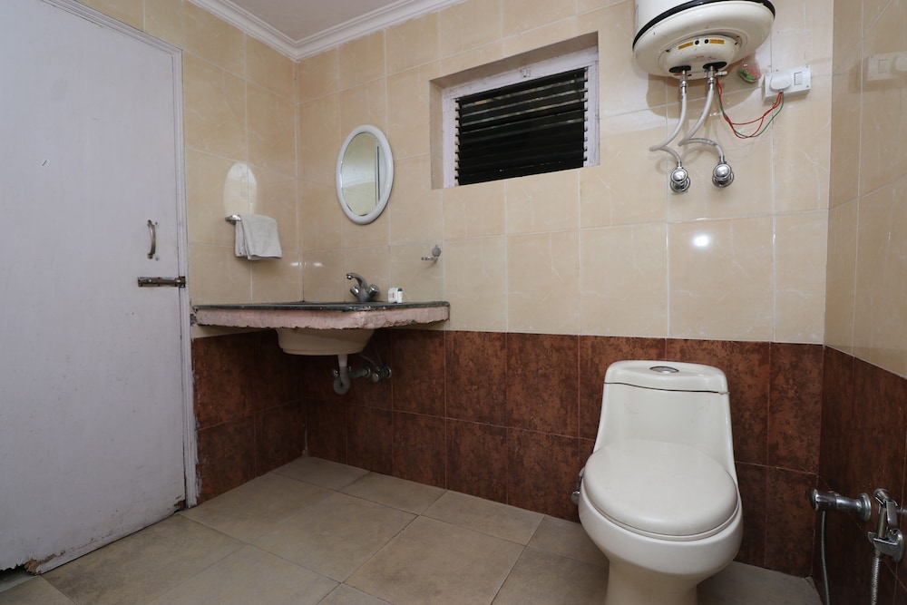 Double Or Twin Room photo 3