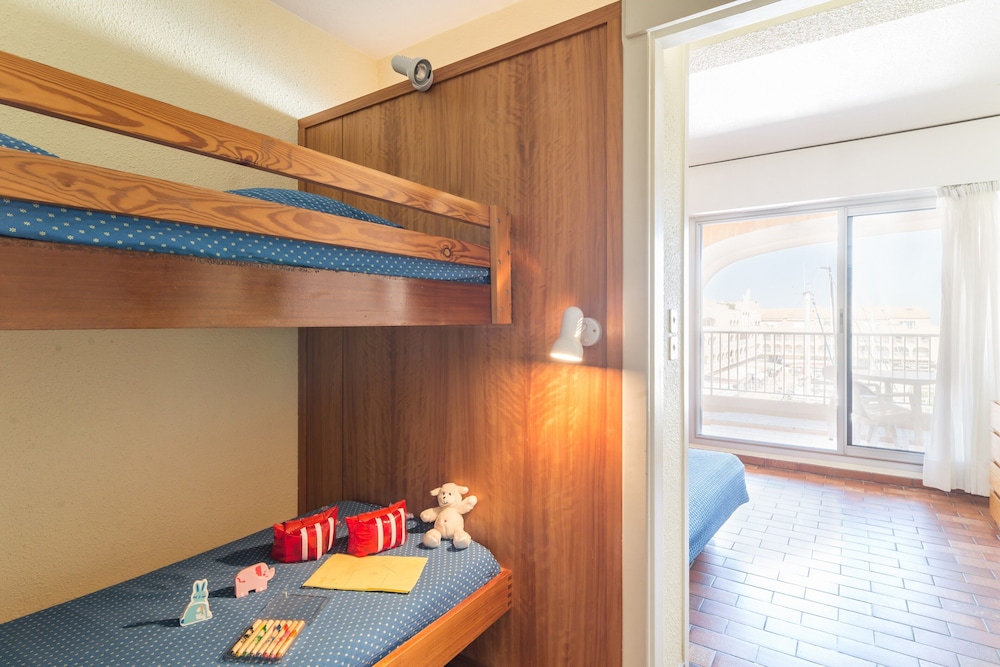 Studio 4 people - 1 sleeping area - Standard Eco harbor view
