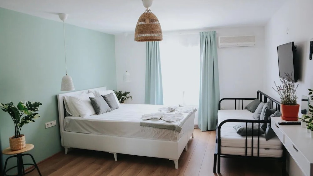Standard Room photo 1