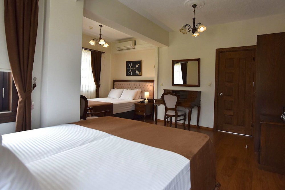 Family Suite, Garden View photo 1