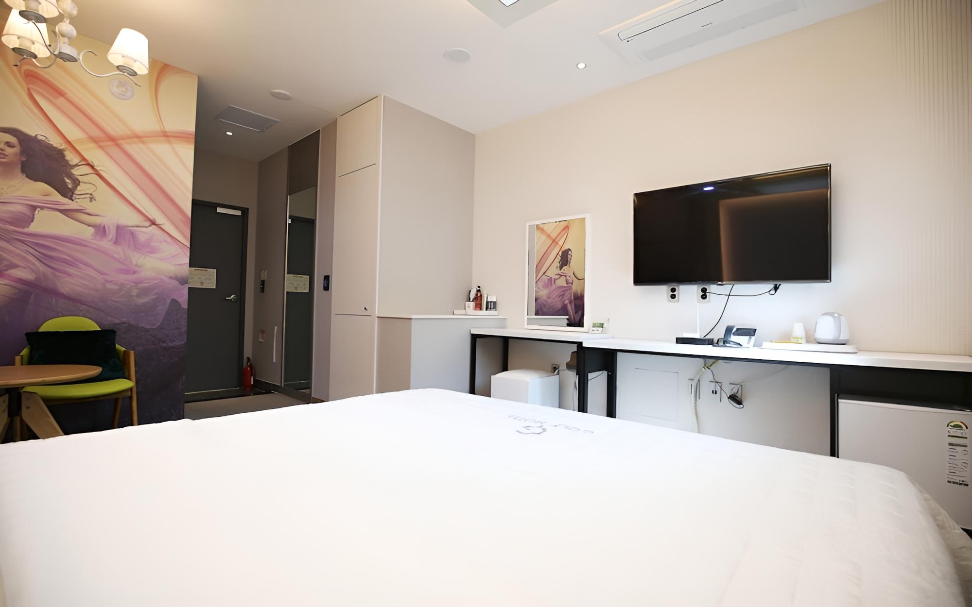 Room (Standard room) - Photo 7