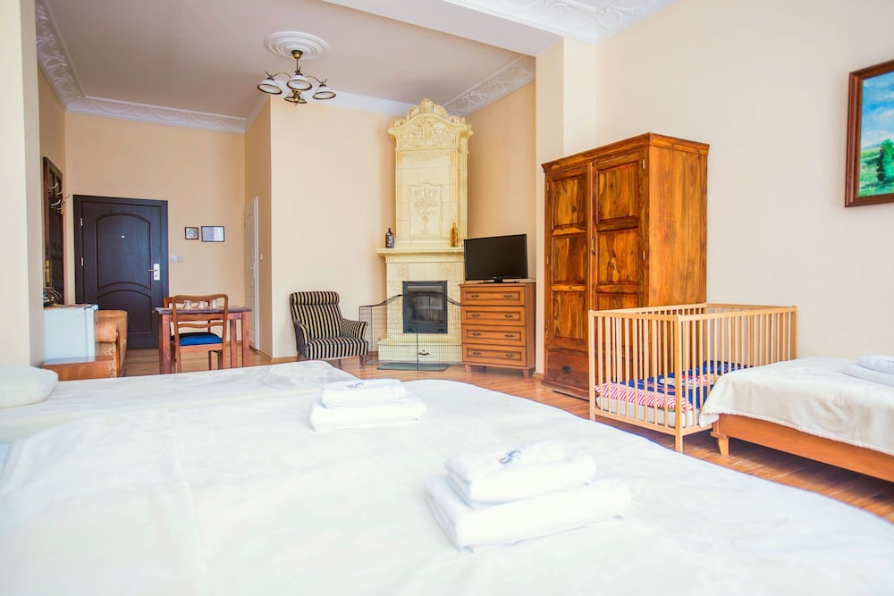 Room, Multiple Beds photo 2
