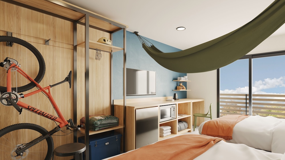 Standard Room, 2 Queen Beds, Balcony, Mountain View (Double Queen w/Balcony) photo 3