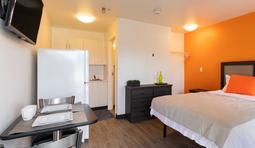 Studio, 1 Queen Bed photo 1
