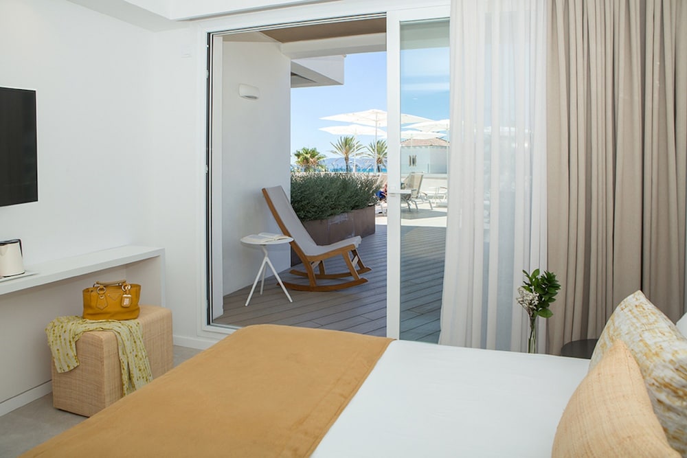 Habitación Doble Superior, Terraza, Junto a la Piscina