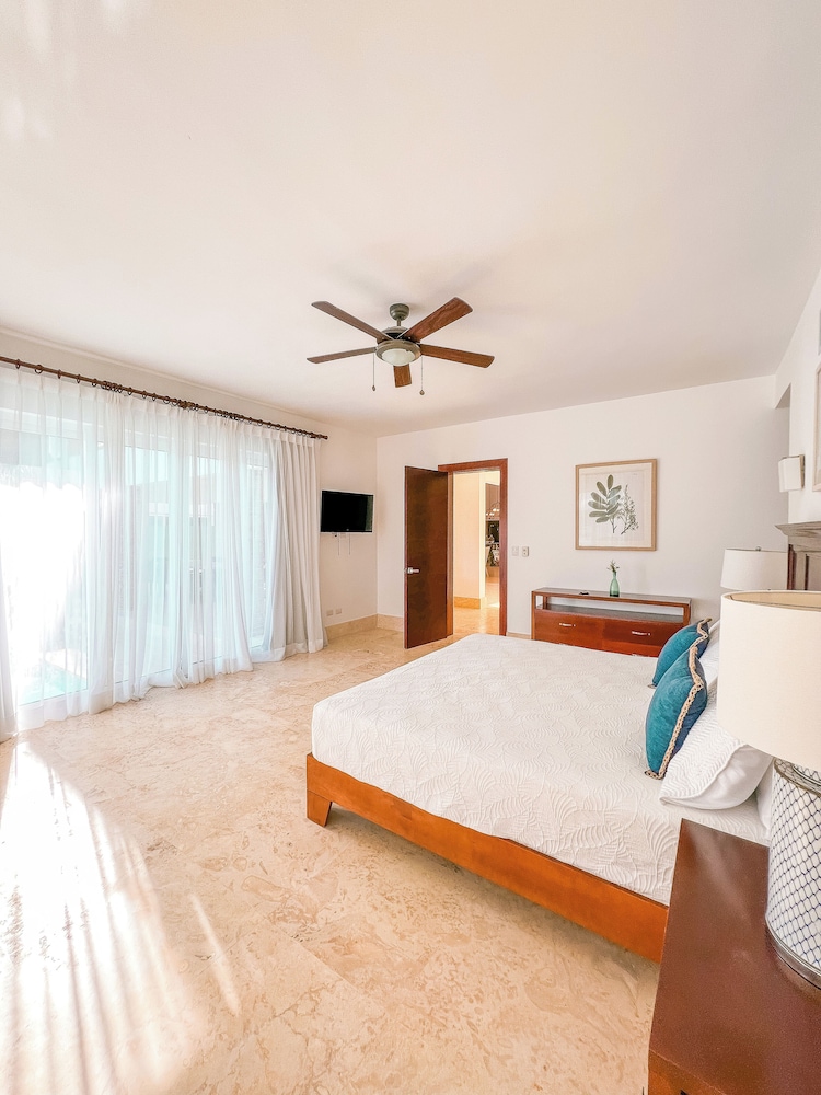Exclusive Suite, 3 Bedrooms photo 2